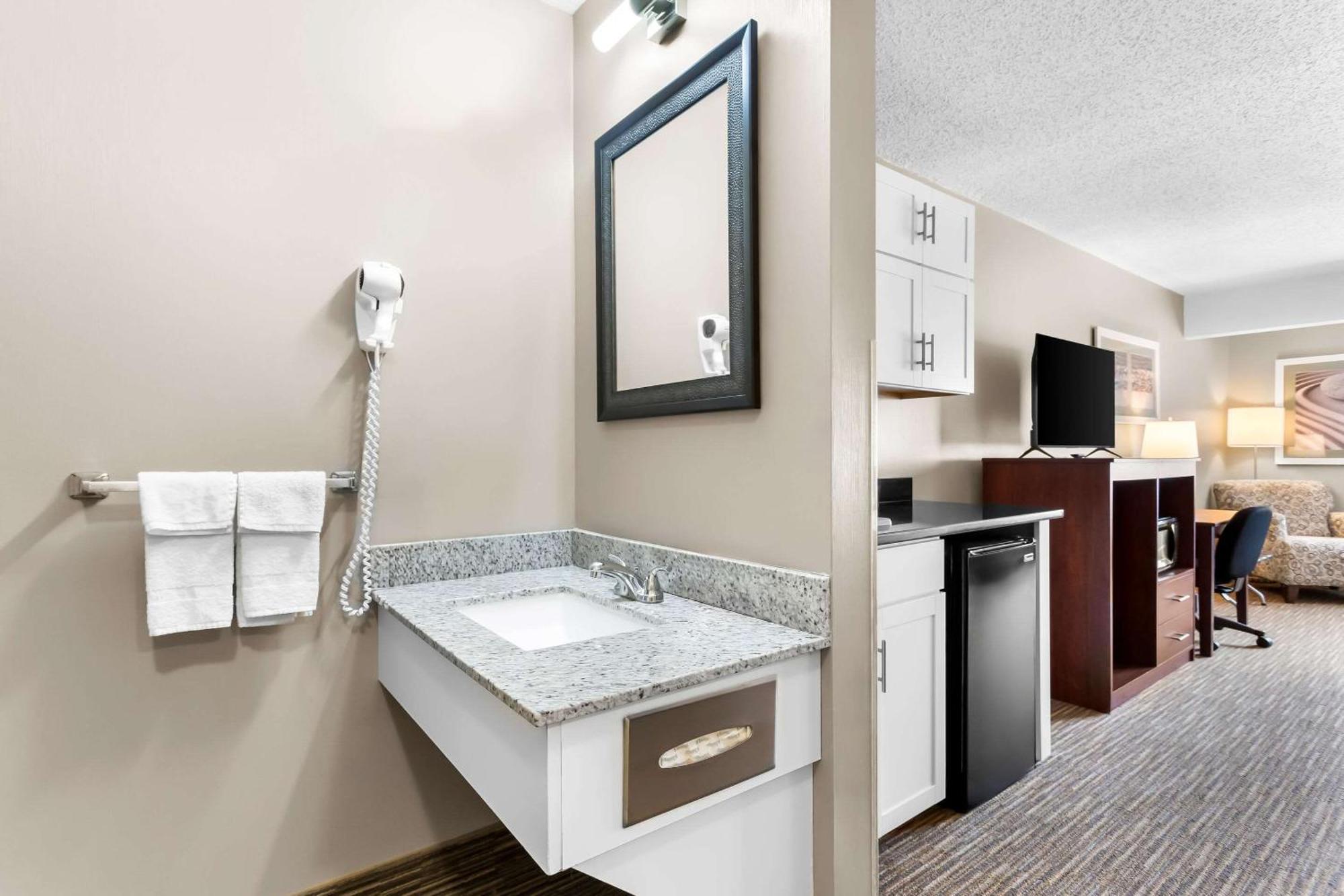 Quality Inn & Suites Gorham Zewnętrze zdjęcie